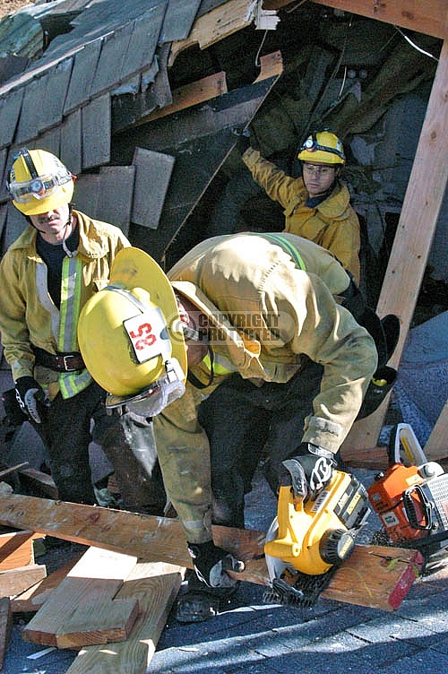1.10.2005 La Conchita Incident 1.10.2005 La Conchita Incident