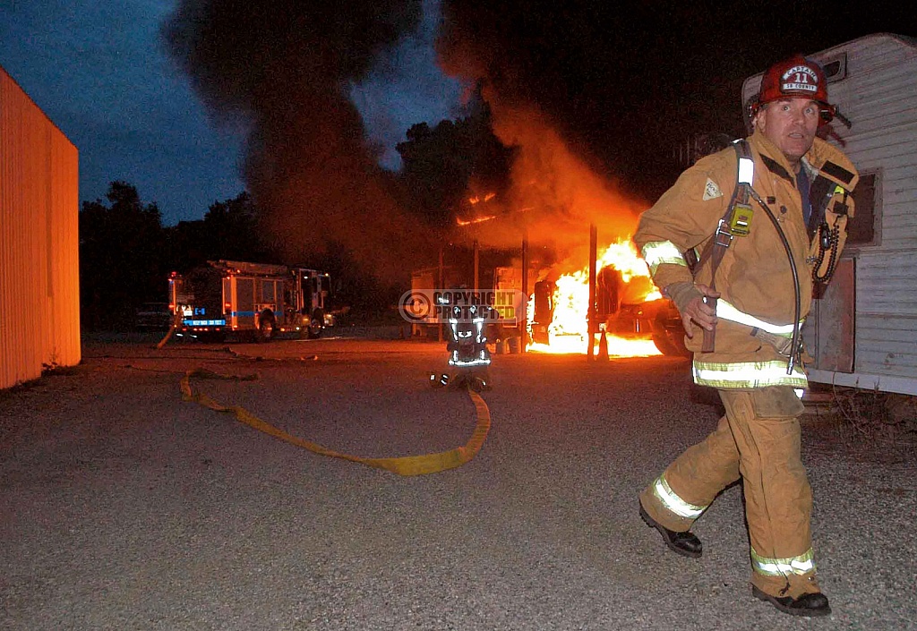 Ellwood Canyon construction company incident