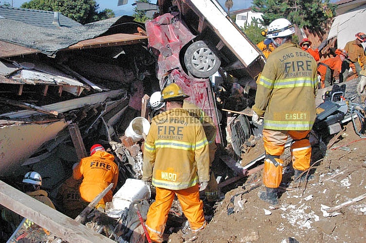 1.10.2005 La Conchita Incident